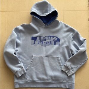 Jordan Jumpman Blue Sweatshirt Classic Athletic Style size XL. Worn once.